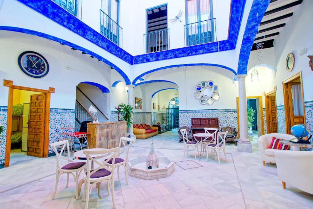 Hostel Trotamundos Siviglia Esterno foto